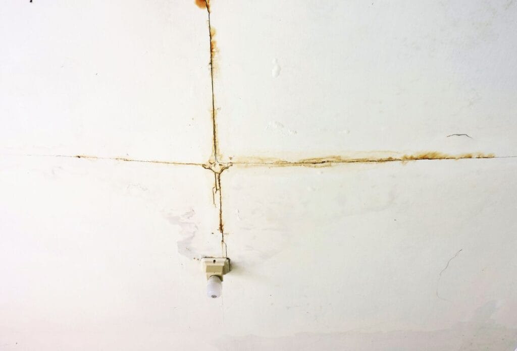 Cracks in Walls and Ceilings